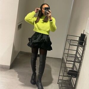 Nasty Gal Super Soft Green Fuzzy Sweater Sz M